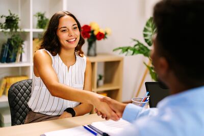 Los procesos de selección deben apuntar a ser una negociación de ambas partes: qué puede ofrecer el candidato y cómo se verán satisfechas las necesidades de ambos.