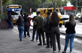 Usuarios del transporte público se verán afectados por un paro de buses entre el 21 y 23 de julio.