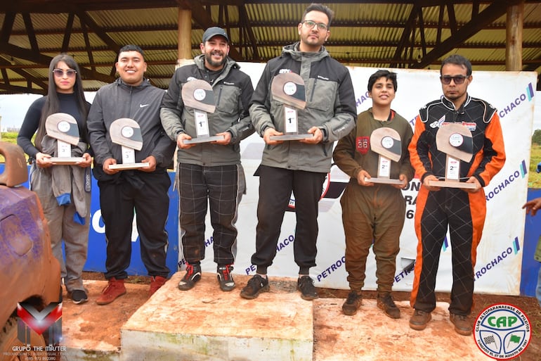 Podio de la categoría Autocross STD.