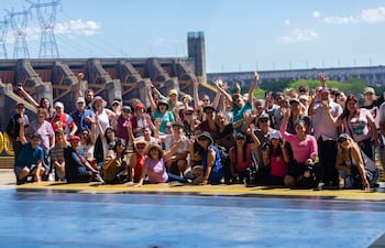 Complejo Turístico ITAIPU invita a disfrutar de sus atractivos durante los feriados del 14 y 15 de mayo.