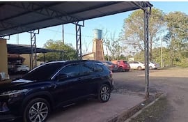 El vehículo denunciado como robado en Brasil supuestamente estaba estacionado en el predio de la comisaría de Santaní