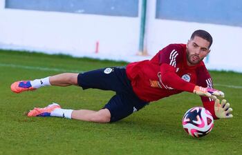 Luca Zidane Fernández (27 años), portero que representa a la selección de Argelia. hijo del legendario futbolista francés, Zinedine Zidane.