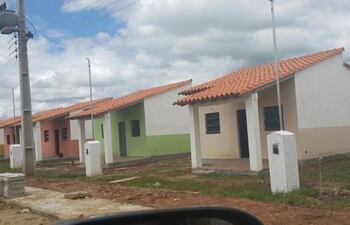 En Paraguay, el déficit habitacional está en poco menos de 1 millón de viviendas. Además, 7 de cada 10 trabajan en la informalidad.