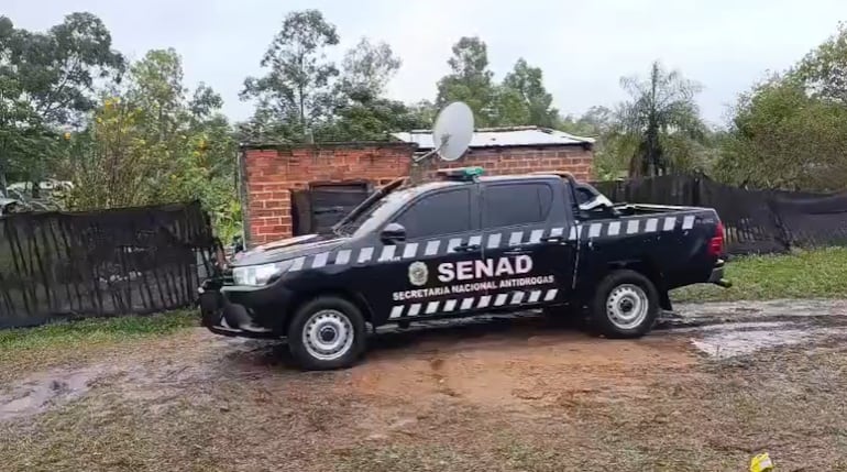 La humilde casita que el sospechoso utilizaba como base para distribuir la droga a los chicos del barrio.