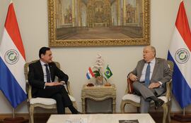 Los cancilleres Rubén Ramírez, de Paraguay, y Mauro Vieira, de Brasil (i). (Foto: gentileza MRE)