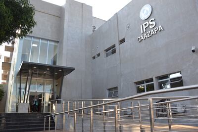 Imponente fachada de la Unidad Sanitaria de IPS de Caazapá.