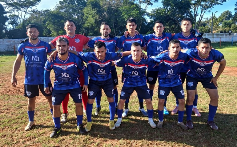El portero formó parte del equipo titular del club 14 de Julio que disputó un partido oficial del campeonato de la Liga Central de Deportes, el lunes último. 
