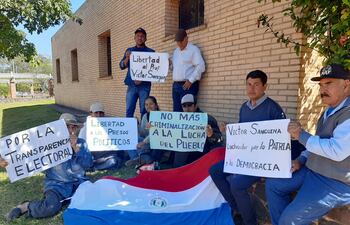 Convocan a la movilización en San Pedro para exigir libertad del docente Víctor Sanguina