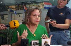 Senadora Lilian Samaniego