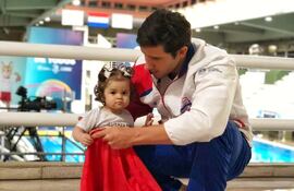 Papá Benjamín Hockin celebró la vida de Sienna Vittoria, la niña que ayer cumplió dos añitos.