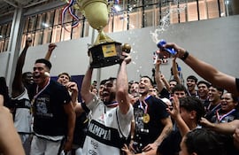 Olimpia defenderá el bicampeonato 2024/2025 en la Liga Nacional de Básquetbol (LNB).