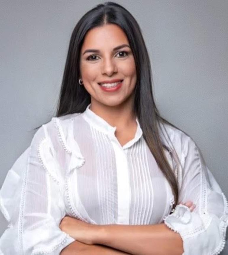 La candidata a intendente Leticia Lezcano, del Movimiento Yo Creo del distrito de Acahay.