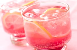 Pink drink, imagen ilustrativa.
