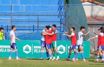 El 3 de Novimbre abrió la fecha 21 de la Intermedia con triunfo.