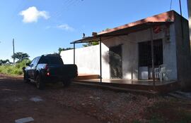 Vivienda allanada en Pedro Juan Caballero en busca de uno de los sospechosos del séxtuple asesinato en la colonia Piky.