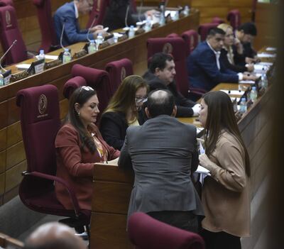 Sesion de la camara de diputados en el congreso
Hoy 18 de Noviembre de 2025
Gustavo Machado