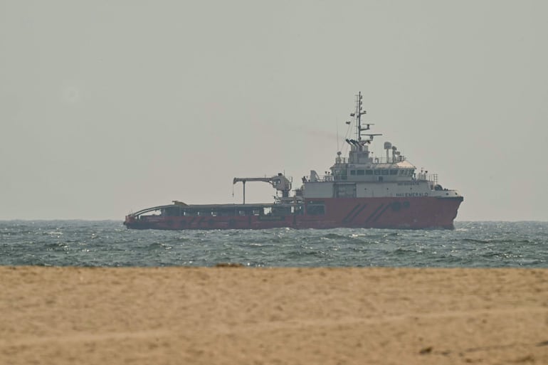 Costas de Ajman, cerca del estrecho de Ormuz, entre Irán y Omán.