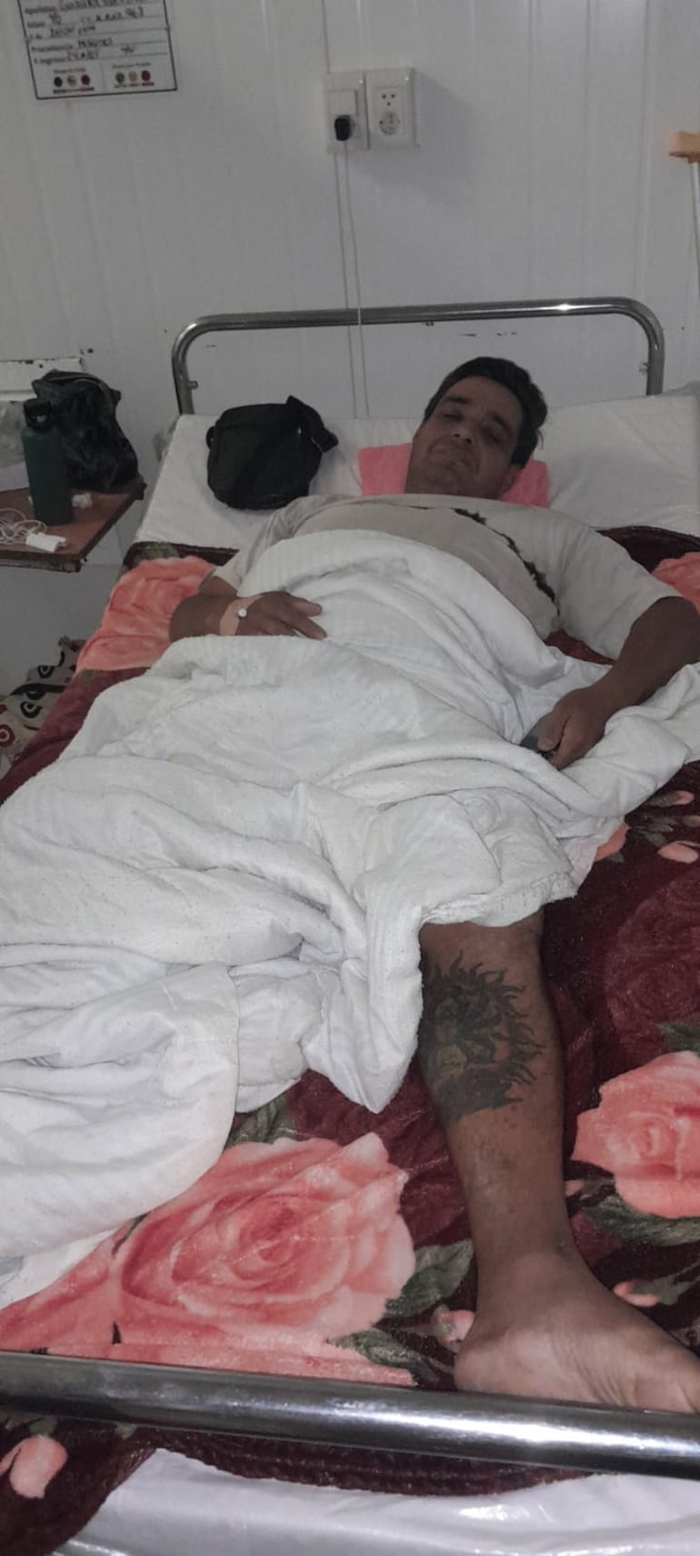 Vilmar “Neneco” Acosta permanece internado en el Hospital Nacional de Itauguá por un aneurisma de aorta.