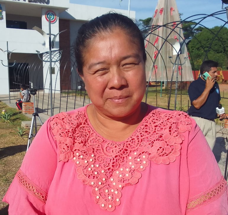 La lideresa Jorgelina Gómez de Capiibary, pidió que el gobernador D´Eclessis les designe a las personas indicadas por los nativos