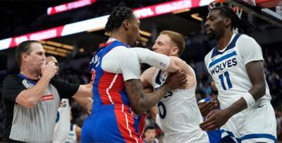 Una tangana en el Wolves-Pistons acaba con siete expulsados.