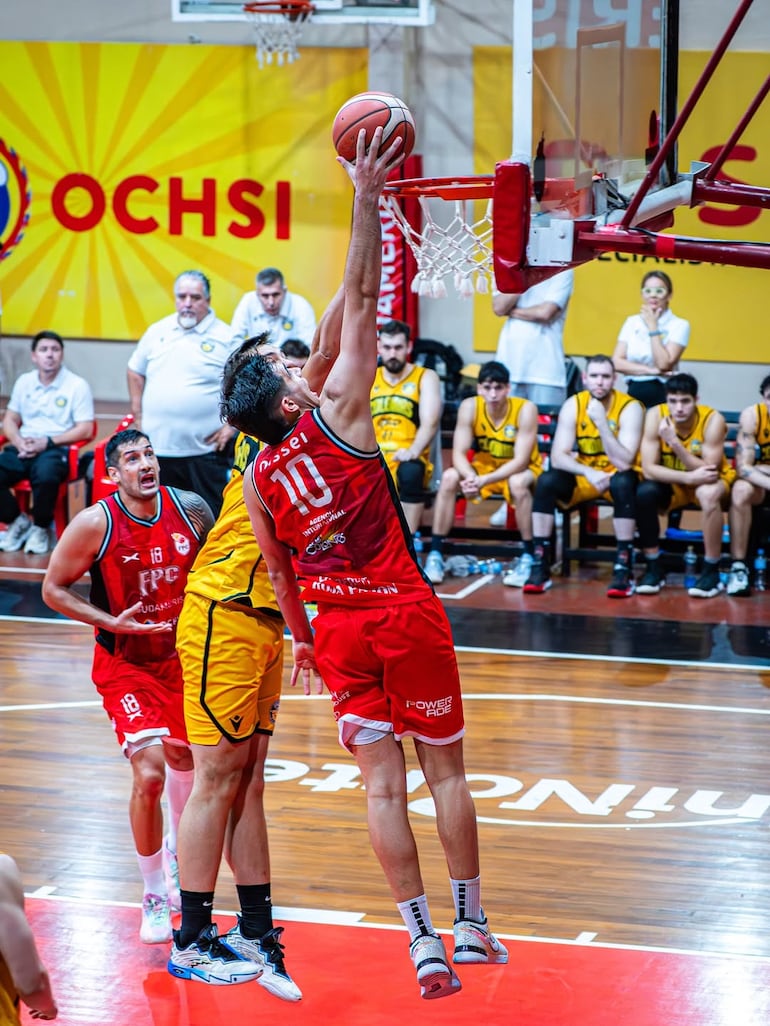 Liga Nacional de Básquetbol: Félix Pérez Cardozo da el golpe a Colonias Unidas, por la Fecha 2