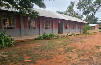 La humilde Escuela Básica N° 1334 Don Isaac Ortíz del MEC, del distrito de Zanja Pytã, en el departamento de Amambay.
