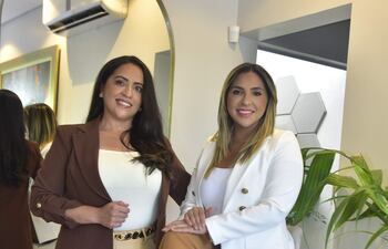 Leticia y Analía Corvalán están al frente de Impormed.