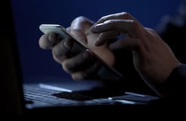 La Policía pide extremar cuidados con las llamadas y mensajes de números desconocidos.