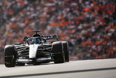 El monoplaza Mercedes del piloto británico George Russell durante la clasificación de la sprint del Gran Premio de los Países Bajos en el circuito de Zandvoort, en Zandvoort, Países Bajos.