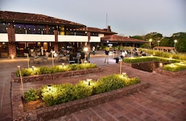 El Yacht & Golf Club Paraguayo celebró el Global Customer Appreciation Week 2025 con una exclusiva recepción en el Restaurante Tatakua.