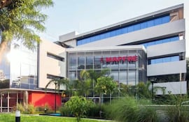 MAPFRE Paraguay cumple este 2024 35 años de trayectoria, manteniendo su liderazgo en el mercado nacional.