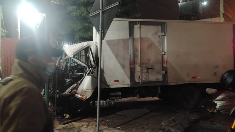 Choque en Acceso Sur deja un hombre fallecido