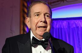 El líder opositor venezolano Edmundo González Urrutia participa durante una gala inaugural por la investidura del presidente electo estadounidense, Donald Trump, este domingo en Washington (Estados Unidos).