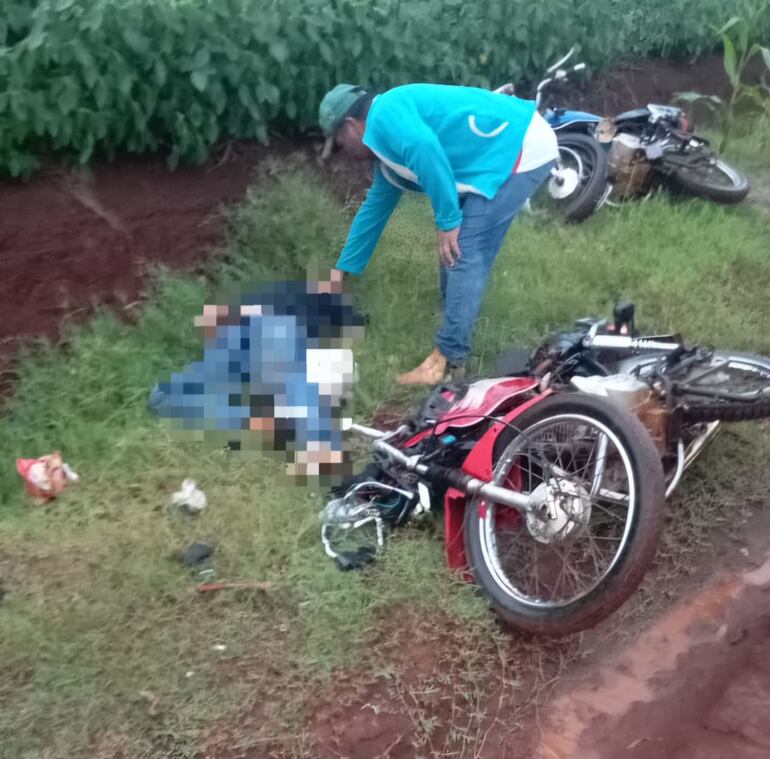 Hombre de 52 años falleció tras colisión frontal de motocicletas en Capitán Meza