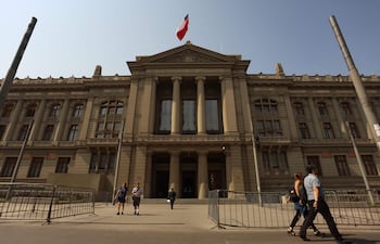 Fotografía de archivo de la sede de la Corte Suprema de Chile, en Santiago.
