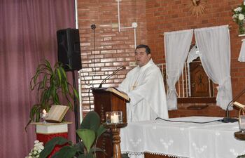 Pedro Maidana, párroco de Ayolas.
