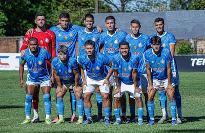 Equipo de Quinceno FC de Itapé, que viene de lograr una estratégica victoria contra Guaraní de Fram por 1-0.