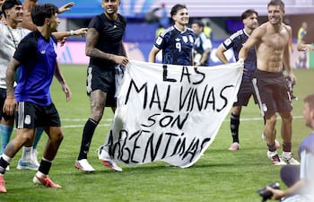 La controversia por las Malvinas ha trascendido las canchas y puso el foco en una de las disputas de soberanía más prolongadas del globo.