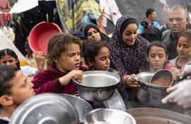 No es la primera vez que bombardeos israelíes se cobran la vida de trabajadores humanitarios