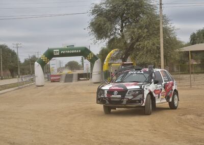 La rampa de partida y llegada del Transchaco Rally en la ciudad de Mariscal Estigarribia.