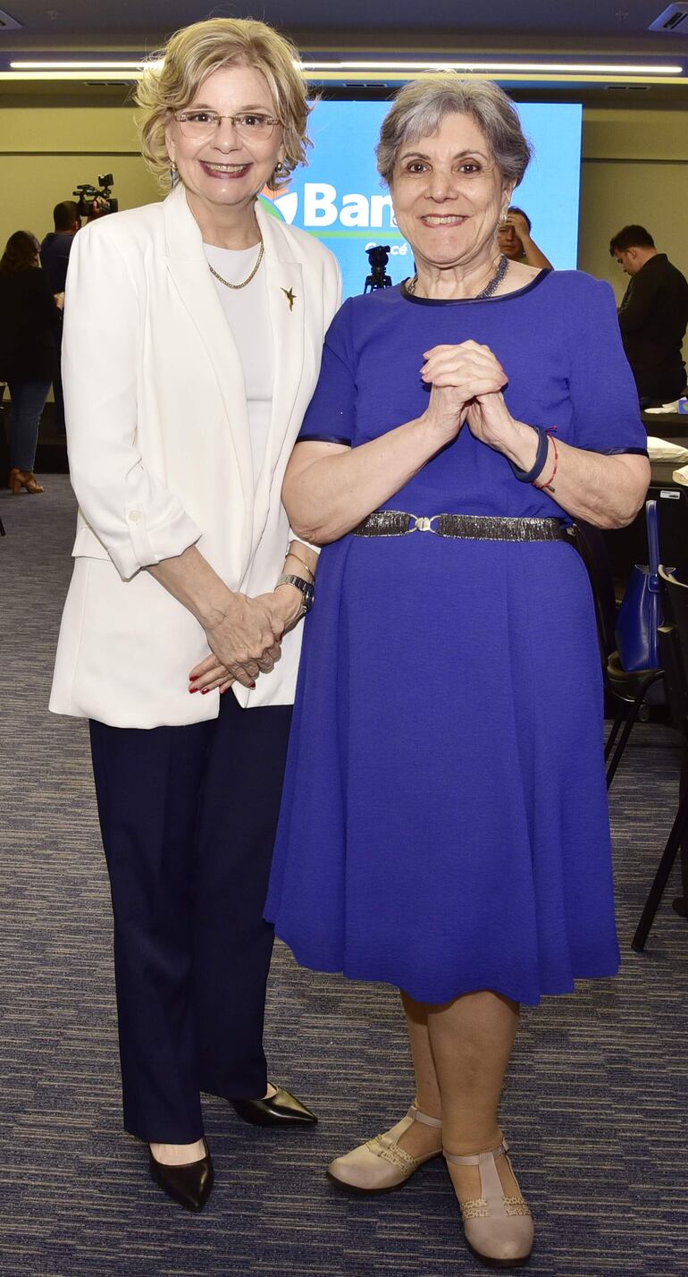 Ana Martini y Mirta Roa. 