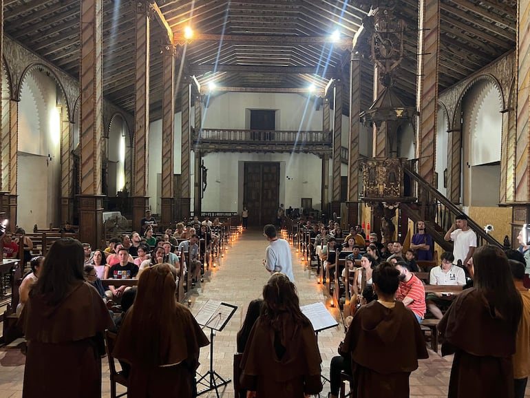Misa Guarayo, expresión de religiosidad popular en el templo San Buenaventura.