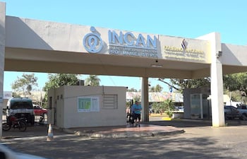 Fachada del Instituto Nacional del Cáncer (Incan).