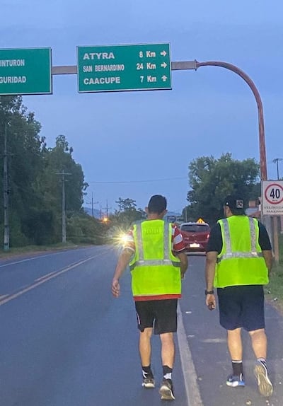 Ovidio Ayala y Freddy Ayala peregrinaron desde Pedro Juan hasta Caacupé motivados por la fe y la gratitud a la Virgen, afirmaron.