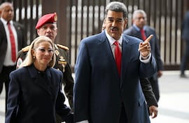 Según Estados Unidos, el presidente Nicolás Maduro y Cilia Flores, su esposa, no opusieron resistencia durante la captura.
