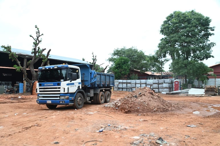 Manifestacion de padres y UPD del colegio CTN