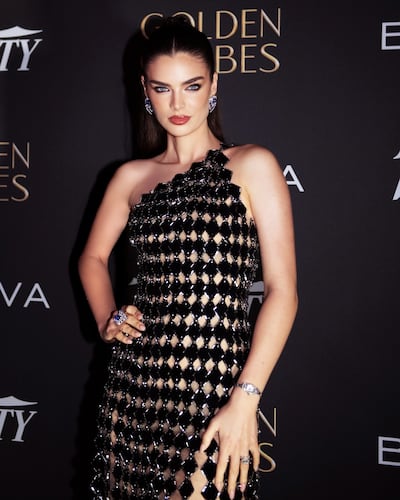 ¡Preciosa! Nadia Ferreira en Cannes.