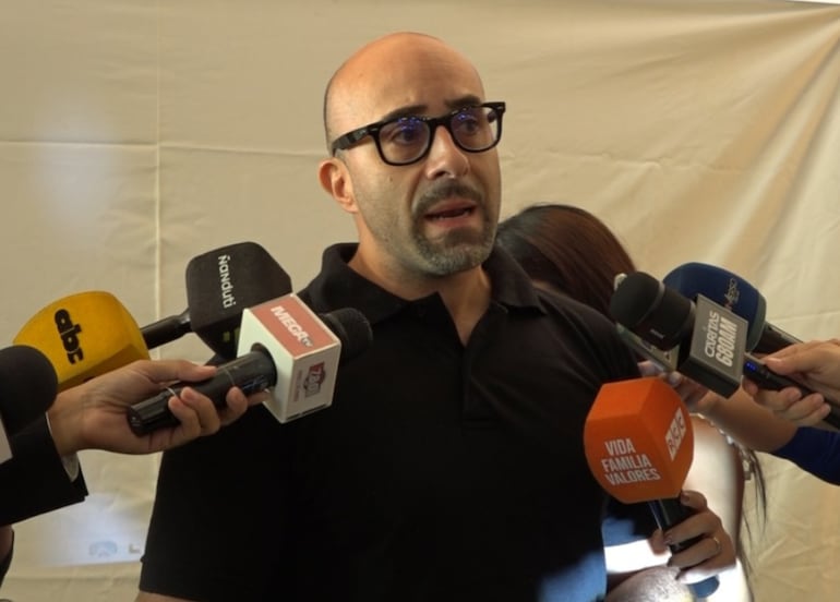 Alejandro Buzó, director de Mercados Zonales de Asunción.