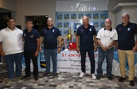 Autoridades de la APCP en el lanzamiento del concurso.
