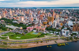 Los problemas institucionales señalados por Fitch Ratings existen desde hace años y que hubo pocos esfuerzos reales para corregirlos, refirió el economista. Shutterstock